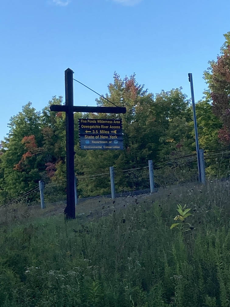 A view of the sign off of NY-3 indicating that the hand launch is 3.5 miles away