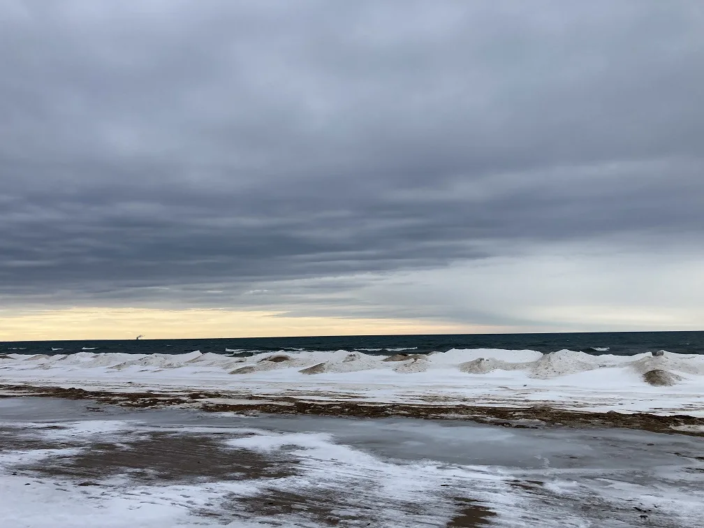 Photograph of snow and ice on the shores of Lake Ontario in the winter
