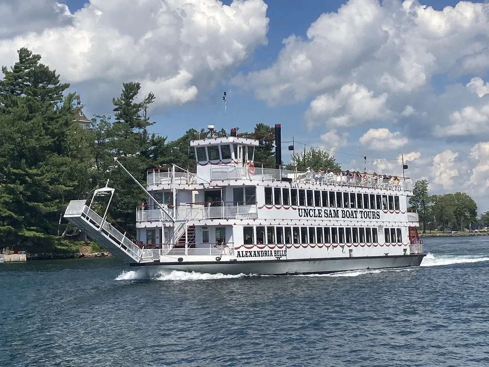 Uncle Sam Boat Tours boat the "Alexandria Belle"
